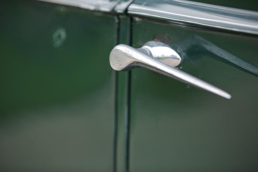  Packard Twelve Club Sedan 1936 года  (фото 21 из 39)